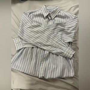 Men’s American Eagle Button Up